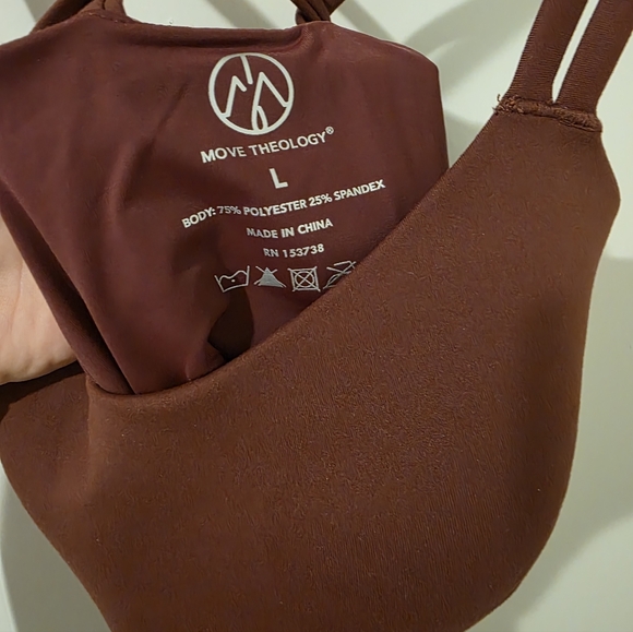 Move Theology Oxblood Work Out Top - Picture 3 of 8